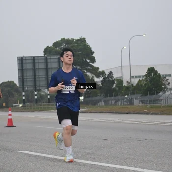 Runner Photo 7587563