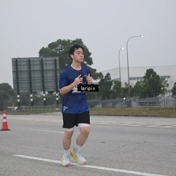 Runner Photo 7587566