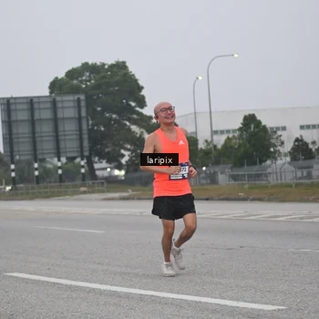 Runner Photo 7587577