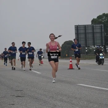 Runner Photo 7587600