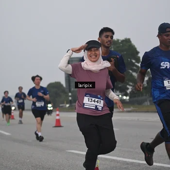 Runner Photo 7587601