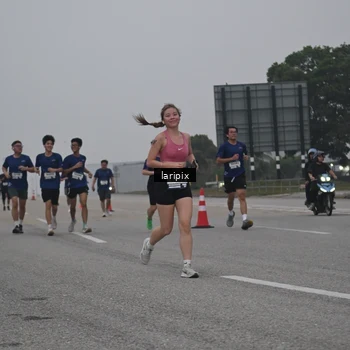 Runner Photo 7587603