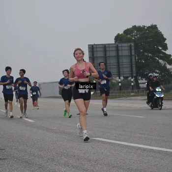 Runner Photo 7587607