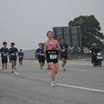 Runner Photo 7587613