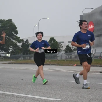 Runner Photo 7587614