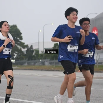 Runner Photo 7587620