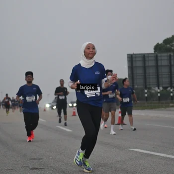 Runner Photo 7587628