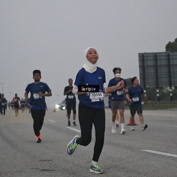 Runner Photo 7587629