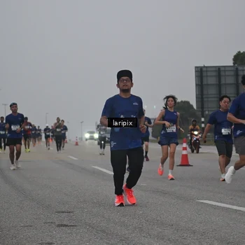 Runner Photo 7587633
