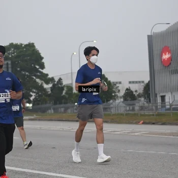Runner Photo 7587639
