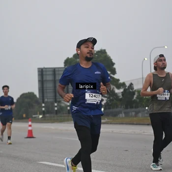 Runner Photo 7587677