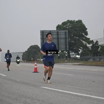 Runner Photo 7587682
