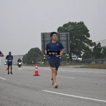 Runner Photo 7587686