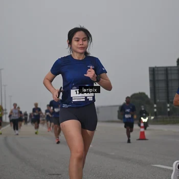 Runner Photo 7587694