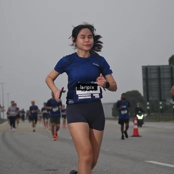 Runner Photo 7587697