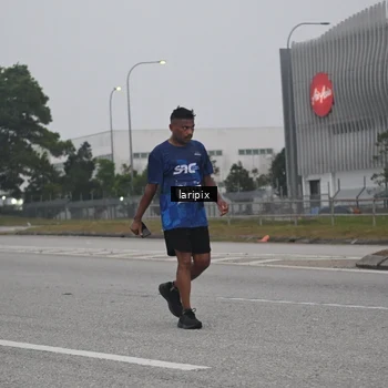 Runner Photo 7587711