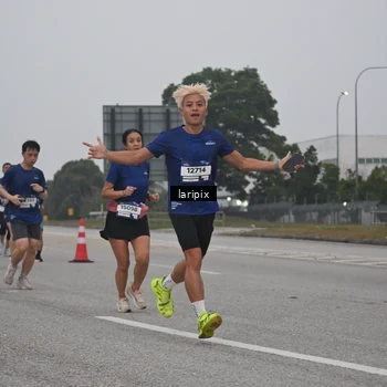 Runner Photo 7587721