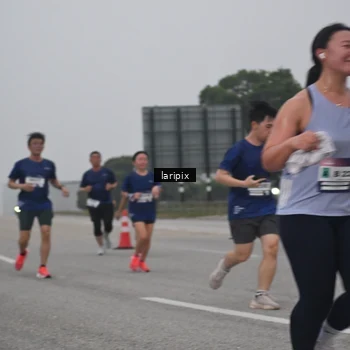 Runner Photo 7587725