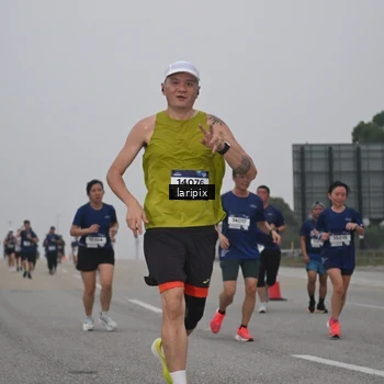 Runner Photo 7587729