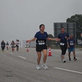 Runner Photo 7587735