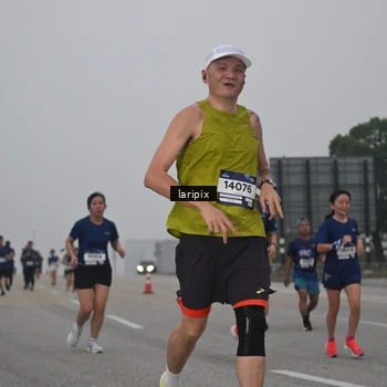 Runner Photo 7587738