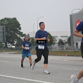 Runner Photo 7587742