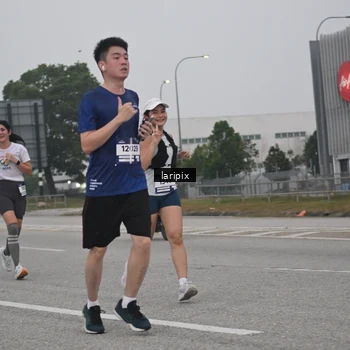 Runner Photo 7587753