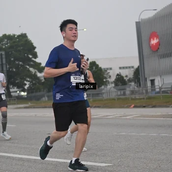 Runner Photo 7587754
