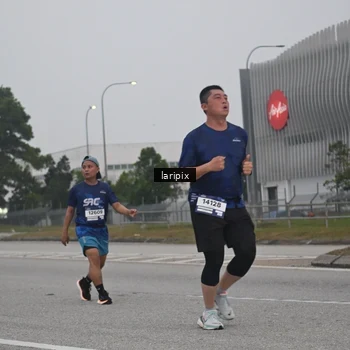 Runner Photo 7587759