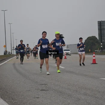 Runner Photo 7587786