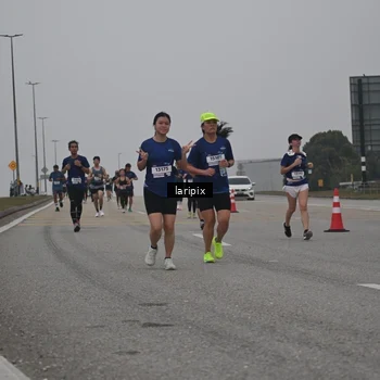 Runner Photo 7587788