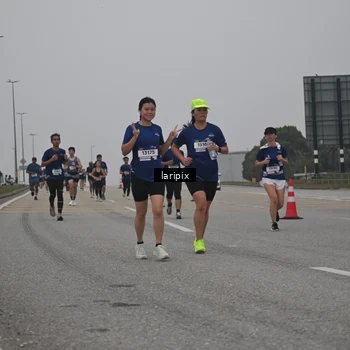 Runner Photo 7587791