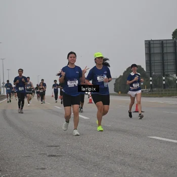 Runner Photo 7587793