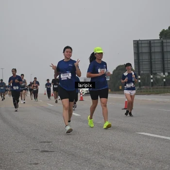 Runner Photo 7587797