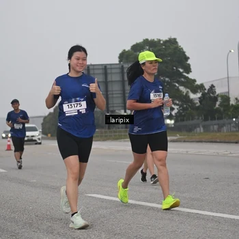 Runner Photo 7587798