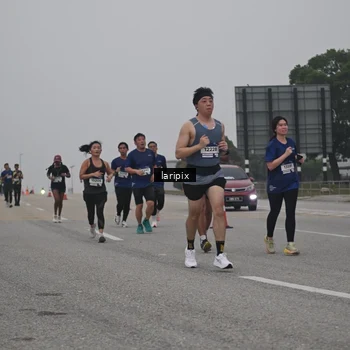Runner Photo 7587818