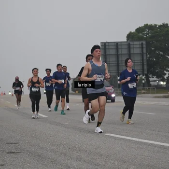 Runner Photo 7587821