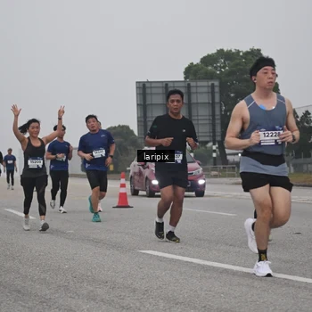 Runner Photo 7587822
