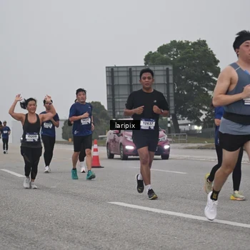Runner Photo 7587825