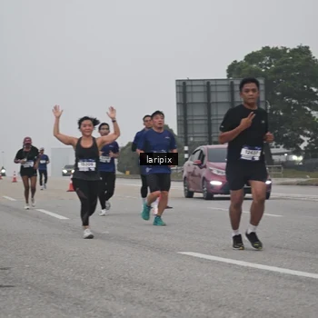 Runner Photo 7587830
