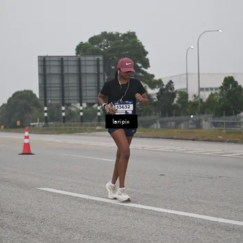 Runner Photo 7587862