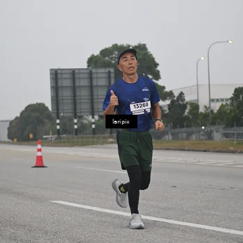Runner Photo 7587866