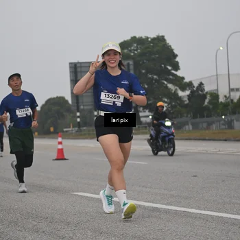 Runner Photo 7587867