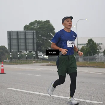 Runner Photo 7587869