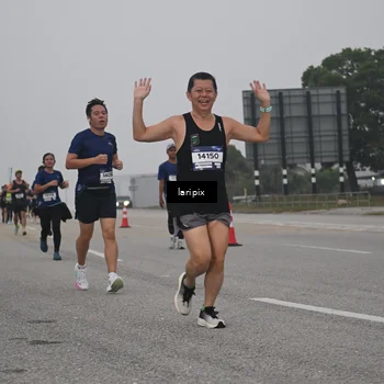 Runner Photo 7587883