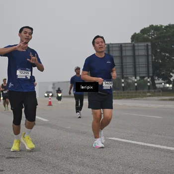 Runner Photo 7587886