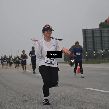 Runner Photo 7587897