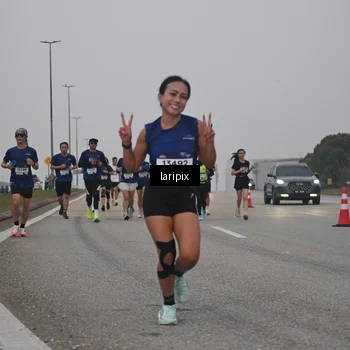 Runner Photo 7587930