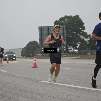 Runner Photo 7587932