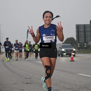 Runner Photo 7587937